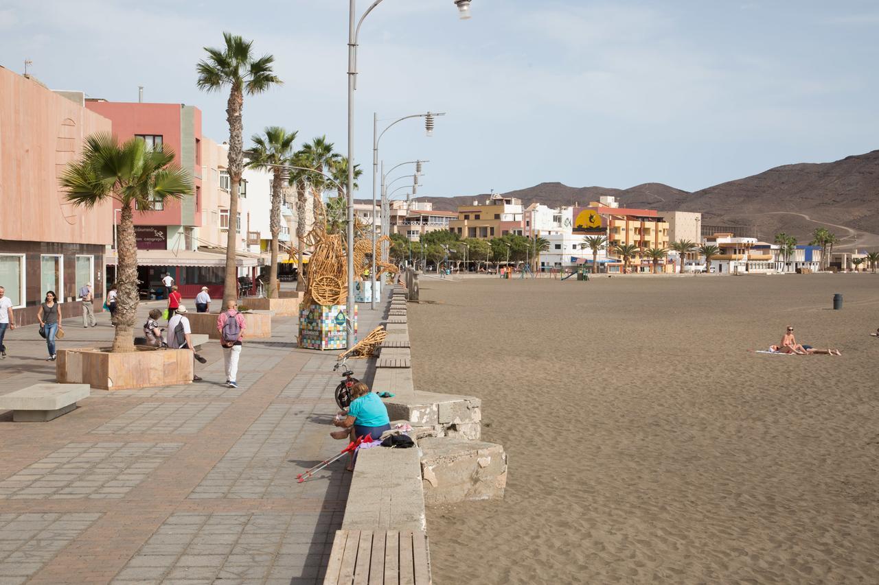 Apartamento Con Ascensor Gran Tarajal Playa Apartment Exterior photo